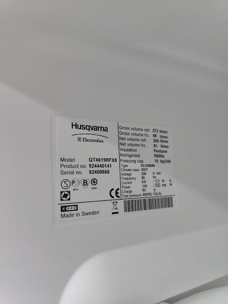 Холодильник двокамерний Husqvarna QT4619RFX8 194W 265+81л sn 82400668 n 406 000048430 фото