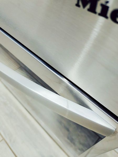 Электродуховка Miele H318B KAT 000039641 фото
