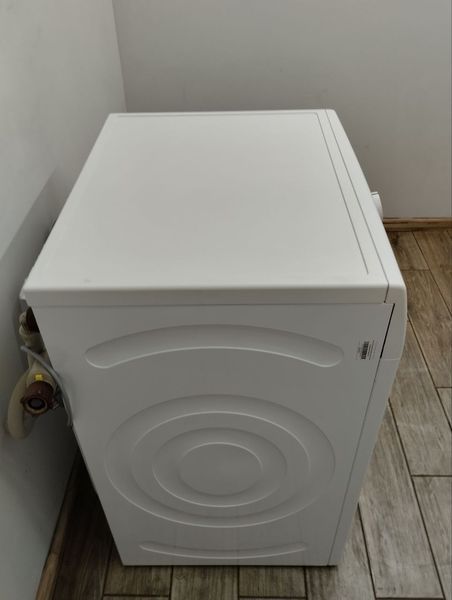 Стиральная машина Bosch WAJ240L7SN 2300W 7кг sn 600166 n 441 000049371 фото