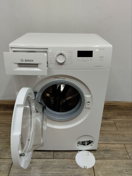 Стиральная машина Bosch WAJ240L7SN 2300W 7кг sn 600166 n 441 000049371 фото