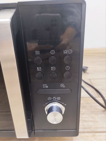 Мікрохвильова пічь Koenic KMWC 2521 DB 1450W sn 2138003725 000046281 фото