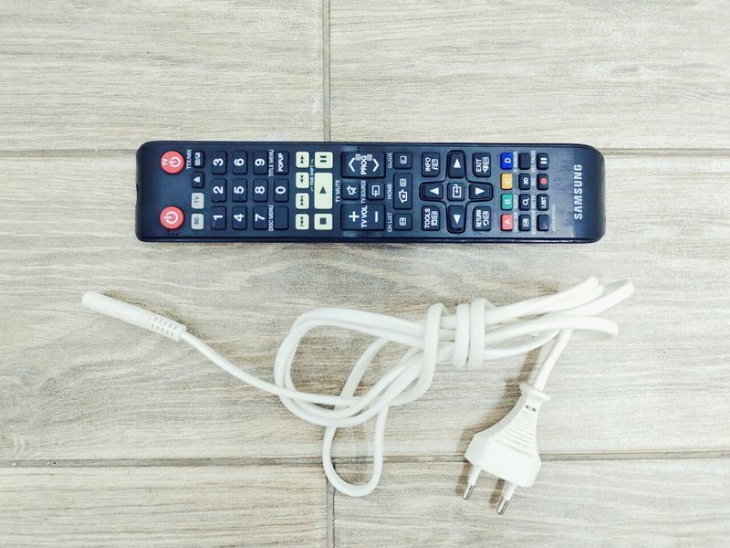 ТБ 40 Samsung UE40J5580SU Full HD Smart TV 116w sn 079Y3SDG301673T 000045590 фото