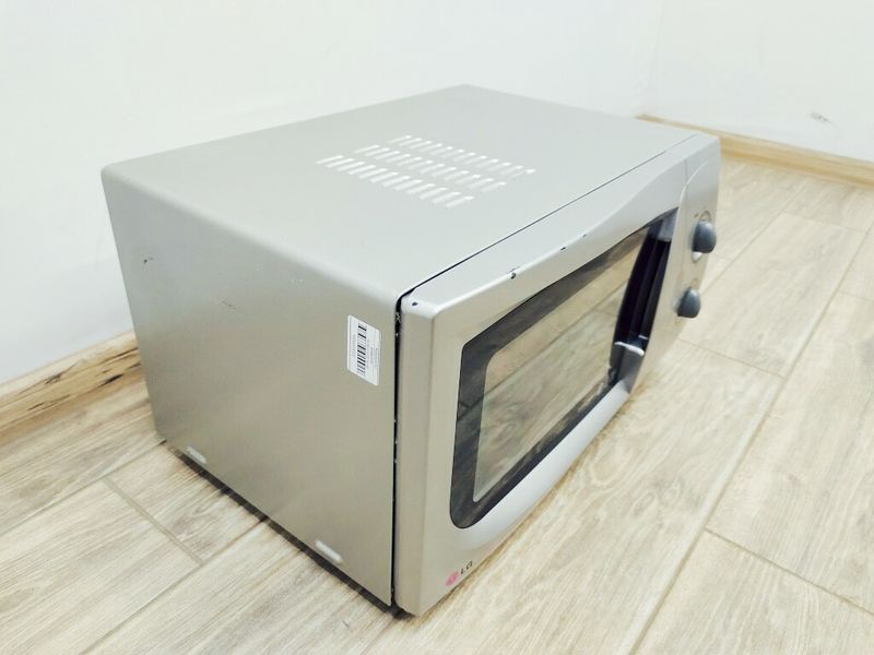 Мікрохвильова піч LG MB 392AAS 1200w гриль 1100w sn 102NE01496 000038658 фото