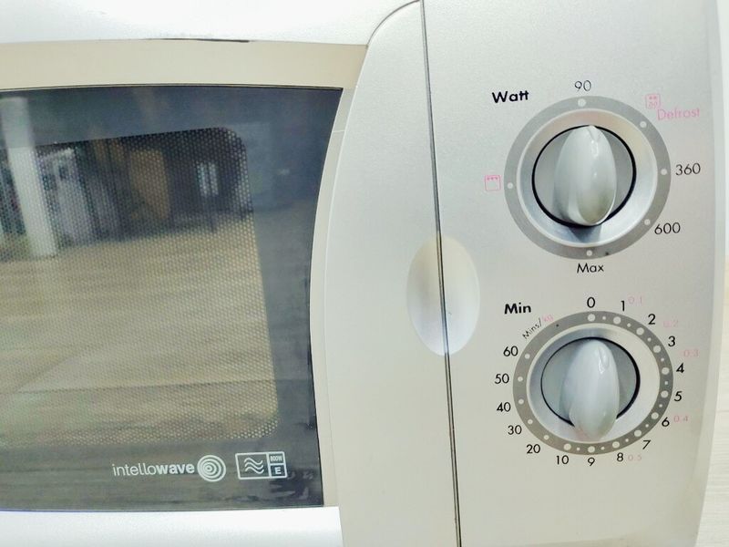 Мікрохвильова піч LG MB 392AAS 1200w гриль 1100w sn 102NE01496 000038658 фото