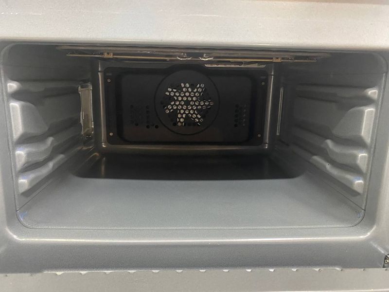 Мікрохвильова піч вбудована с духовкою Siemens HB84K552 07 3600W sn 900300041 000048279 фото