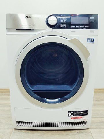 Сушильна машина AEG 8000 Series T8DE86685 700w 8 кг sn 80411766 000042697 фото