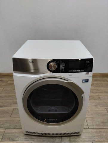 Сушильа машина AEG T8DE86685 8 кг sn 94134438 000046907 фото