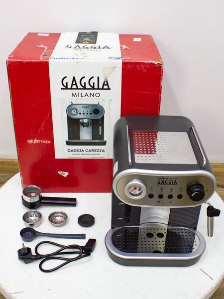 Кофеварка рожковая Gaggia Carezza Deluxe Espresso RI8525 01 000026467 фото