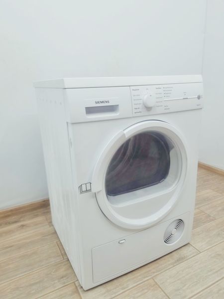 Сушильна машина Siemens WT46E1F2 15 2800w 7кг sn 8906 200418 000041081 фото