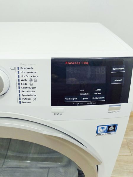 Сушильна машина AEG 8000 Series T8DB68EX 700w 8 кг sn 72512858 000041977 фото