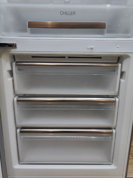Холодильник двокамерний Smeg KGN46SMA01 150W 264+82л sn 9202328113 n557 000051464 фото