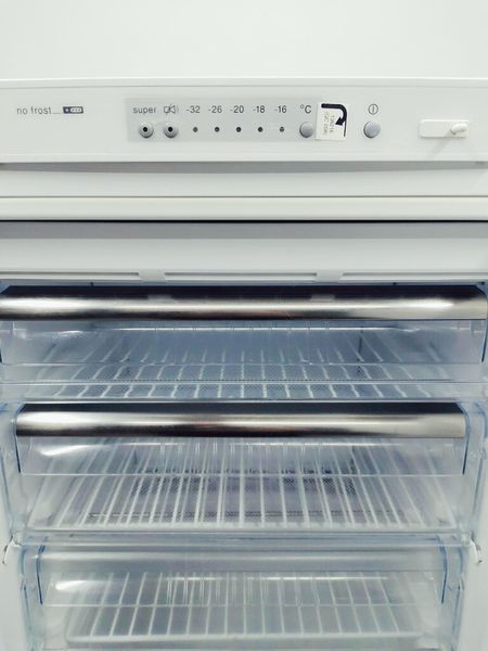 Морозильная камера Bosch GSN32V16 01 000039417 фото