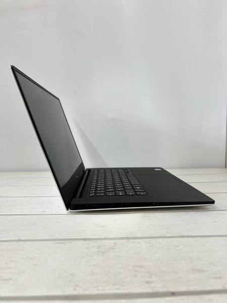 Ноутбук Dell XPS P56F 15.6 бат до 7 годин 000048665 фото
