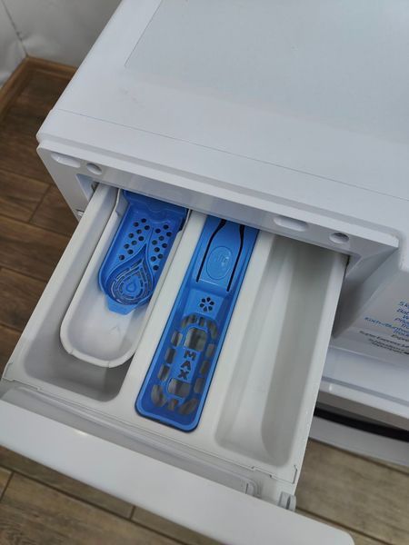 Стиральная машина с сушкой Beko WDW85140 2200W 8+5кг sn 1980668311 000049821 фото