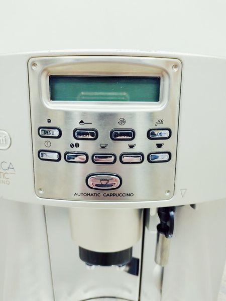 Кавомашина DeLonghi Magnifica ESAM3500 S 1350w sn 02018 000038913 фото