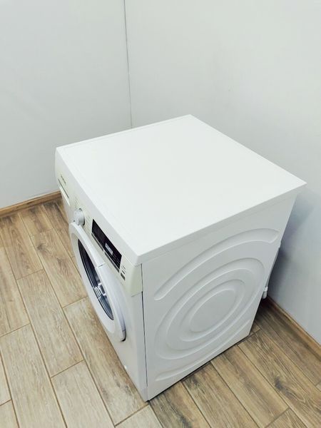 Стиральная машина Siemens WM14S4ED 50 000036236 фото