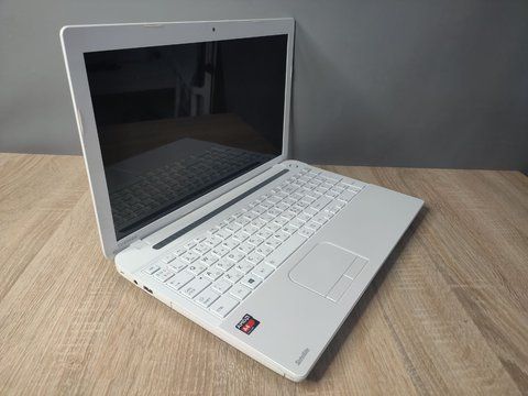 Ноутбук Toshiba C55 000044844 фото