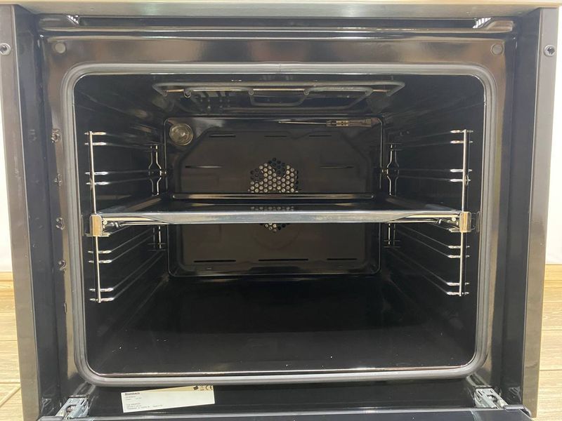Духовой шкаф Blomberg OEN93S22X 2500W sn 7758286330 000048314 фото