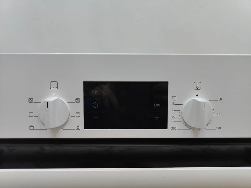 Духова шафа Bosch HBA23B120S 3500W sn 900500014 n493 000050572 фото
