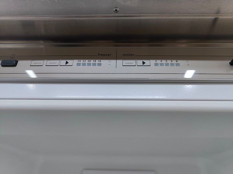 Холодильник двокамерний Smeg KGN46SMA01 150W 264+82л sn 9202328113 n557 000051464 фото