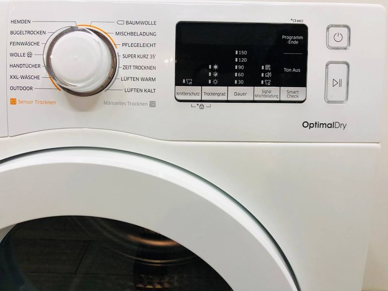 Сушильная машина Samsung OptimalDry DV71M5020KW 000043914 фото
