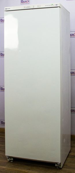 Морозильна шафа Bauknecht GKMN 3236 WS no frost 255 л 7 полиць 240 вт 0039650000 000007283 фото