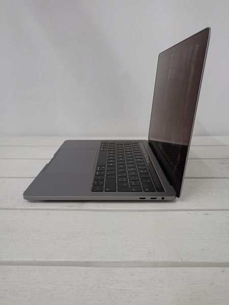 Ноутбук Apple MacBook Pro A1989 13 бат 4:30 часа 000047969 фото