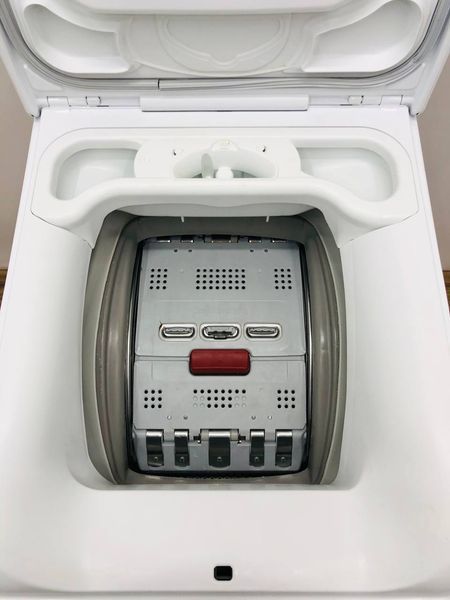 Стиральная машина вертикальная AEG 6000 Series L6TB40260 000042279 фото