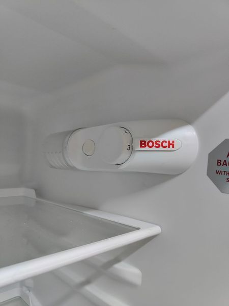 Холодильник двокамерний Bosch без шильда n470 000050183 фото