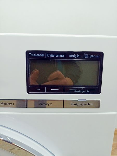 Сушильная машина Siemens IQ890 WT48Y781 07 000042345 фото