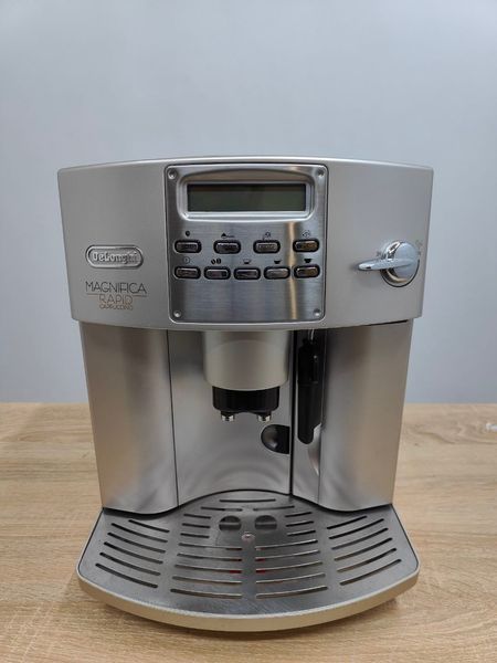 Кофемашина Delonghi Magnifica ESAM3400.S 1350W sn 82516 000051212 фото