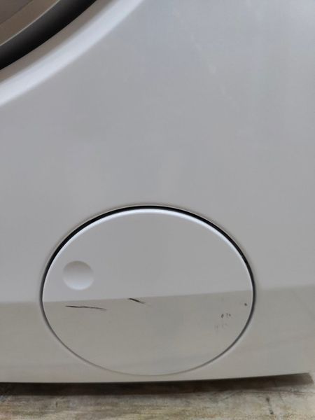 Стиральная машина с сушкой AEG 7000Series Kombi L7WE86605 2200W 6 10 кг sn 84300274 000052357 фото