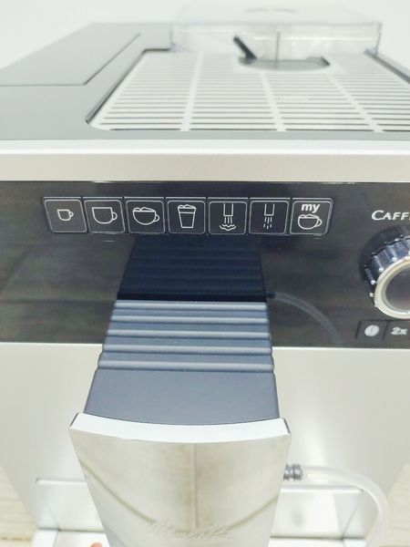 Кавоварка Melitta Caffeo E 970 101 1400w sn 0C465992402 000041340 фото