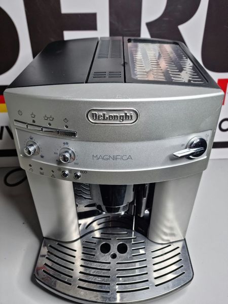 Кавомашина DeLonghi ESAM3200 S 1450w sn 83726 000038313 фото