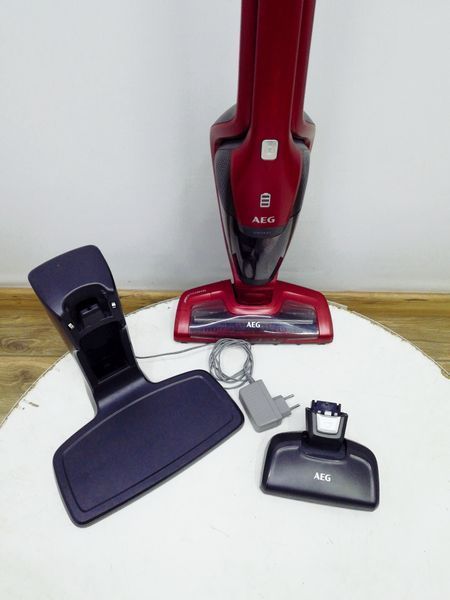 Пылесос вертикальный AEG Ergorapido CX7 2 45AN 000032565 фото