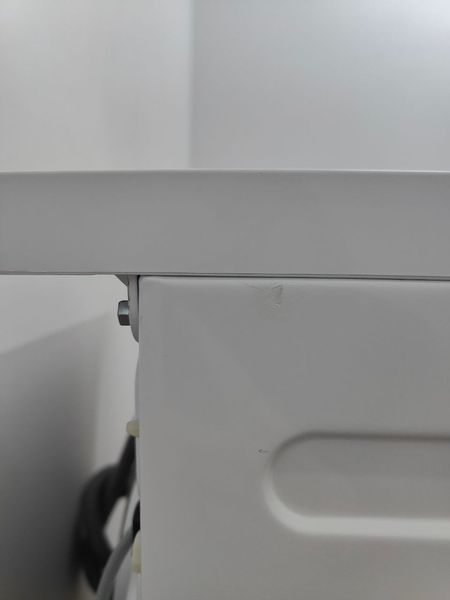 Стиральная машина с сушкой AEG 7000Series Kombi L7WE86605 2200W 6 10 кг sn 84300274 000052357 фото