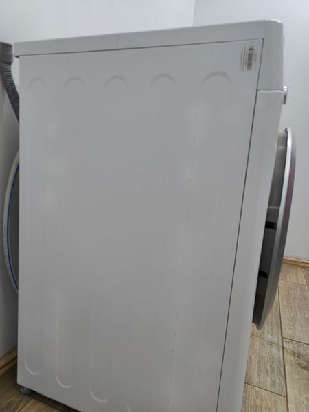 Пральна машина LG Steam Direct Drive F14WM9KS1 2100W 9кг sn 902PWTYKP017 000051735 фото