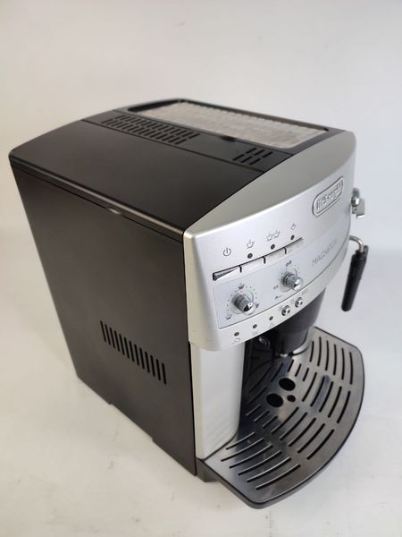 Кавомашина DeLonghi Magnifica ESAM3000 B 1450w sn 44322 212125DP14102413327 000043282 фото