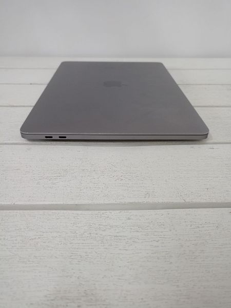 Ноутбук Apple MacBook Pro A1989 13 бат 4:30 часа 000047969 фото
