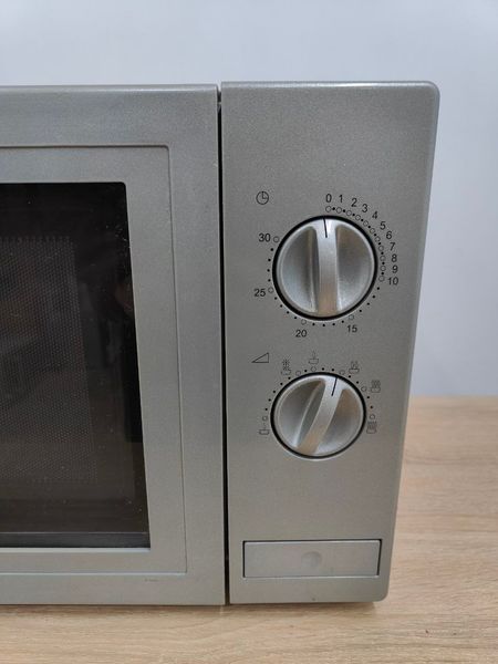Мікрохвильова піч Life WP700L 1200w sn S022143670436 000040629 фото
