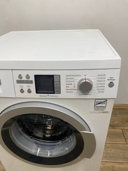 Стиральная машина Bosch WAQ2844F 2400W 7кг sn 9306000084 000048188 фото