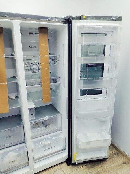 Холодильник SBS LG GSI961PZAZ 000039435 фото