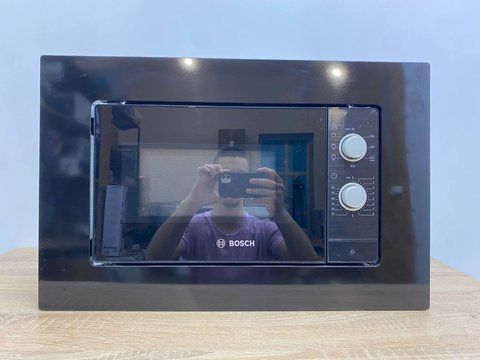Мікрохвильова піч вбудована Bosch BEL620MB3 01 1270W sn 0304080753 000048292 фото