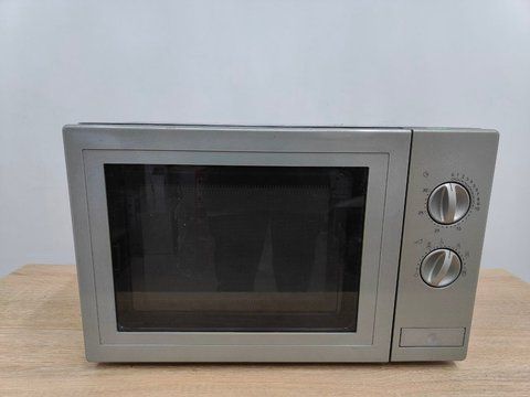 Мікрохвильова піч Life WP700L 1200w sn S022143670436 000040629 фото