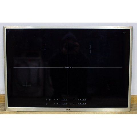 Индукционная варочная поверхность AEG HK854400XB 000009042 фото