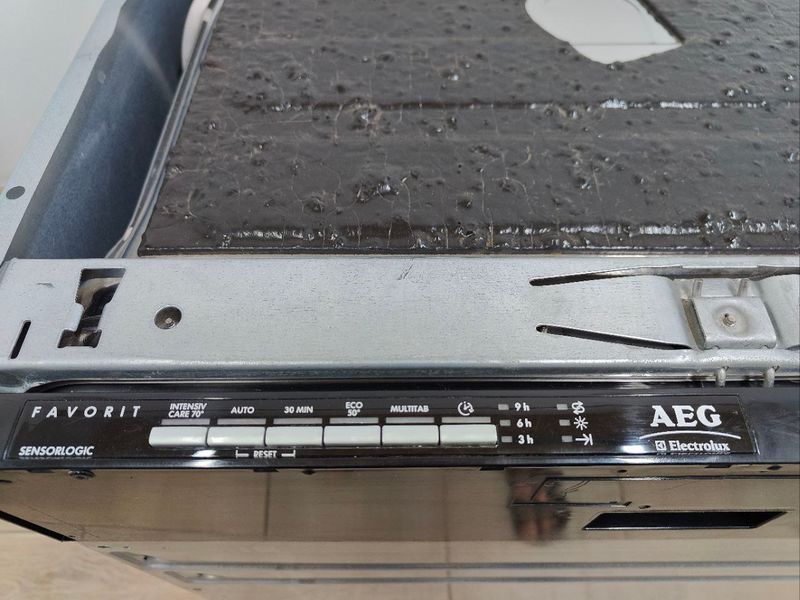 Посудомоечная машина AEG F44010VI 2200w sn 00720345 000047563 фото
