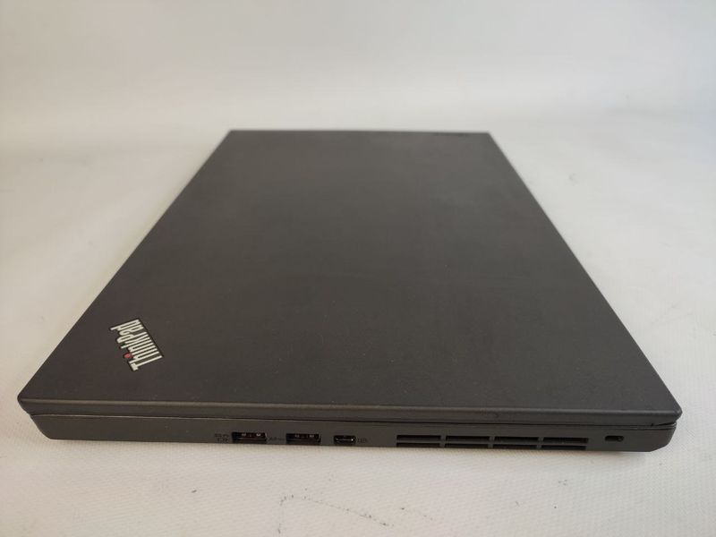 Ноутбук Lenovo ThinkPad T560 000042752 фото
