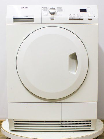 Сушильна машина AEG T65373AH3 950w 7 кг sn 42800289 000034526 фото