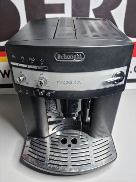 Кофемашина DeLonghi ESAM3000 B 1450w 000038314 фото