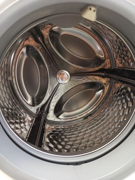 Стиральная машина Miele WDB 030 000041014 фото